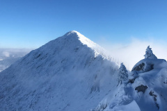 berwang_beschneiter_gipfel